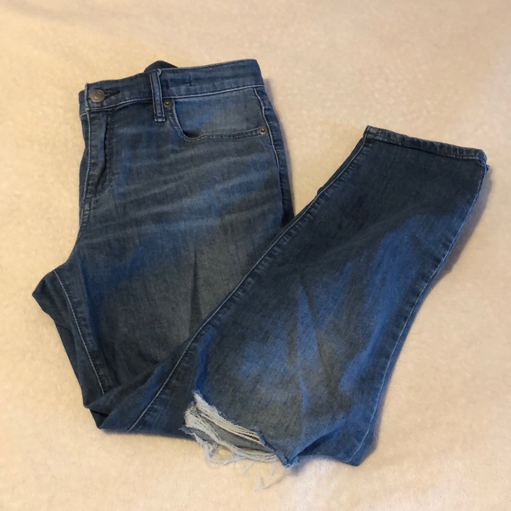 GAP - size 30 - True Skinny deconstructed